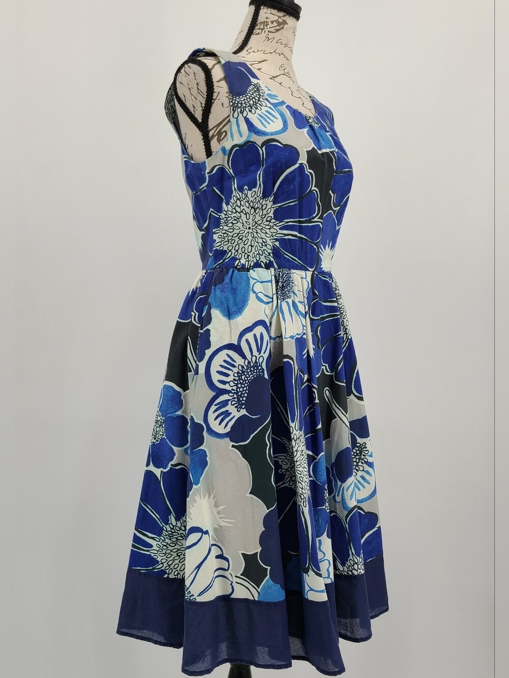 ModCloth 100% Cotton Watercolor Floral Fit-and-Flare Dress Size Small